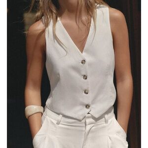Zara White Buttoned Vest